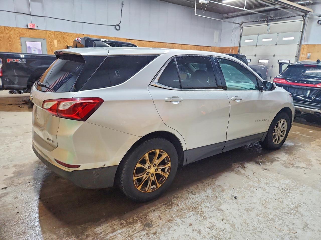 2018 Chevrolet Equinox Lt - Фото 3