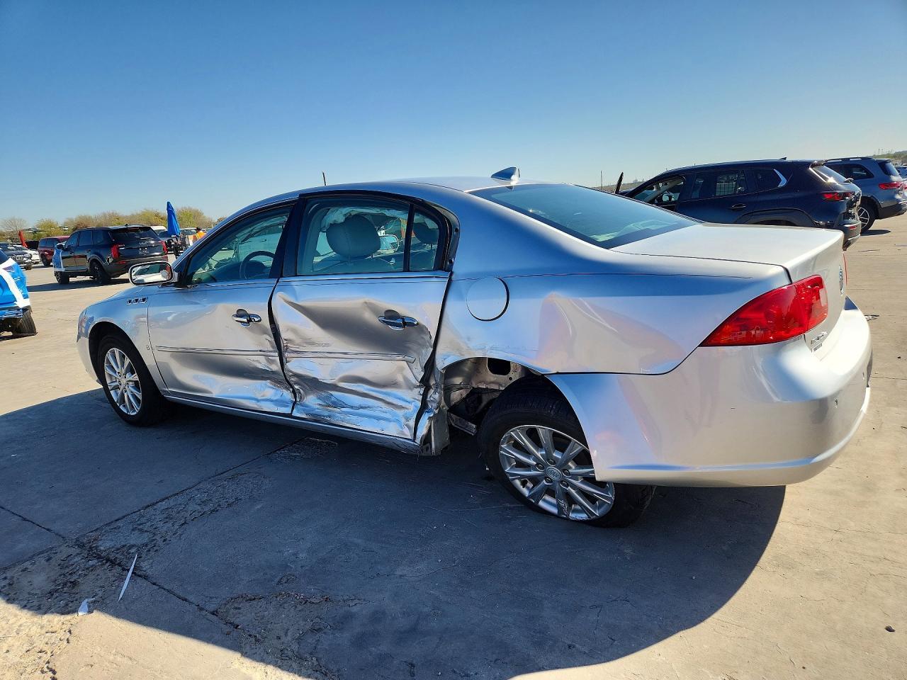2009 Buick Lucerne Cxl - Фото 2