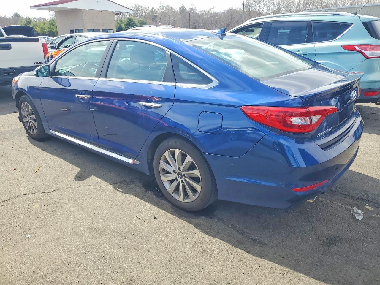 2017 Hyundai Sonata Sport - Image 2