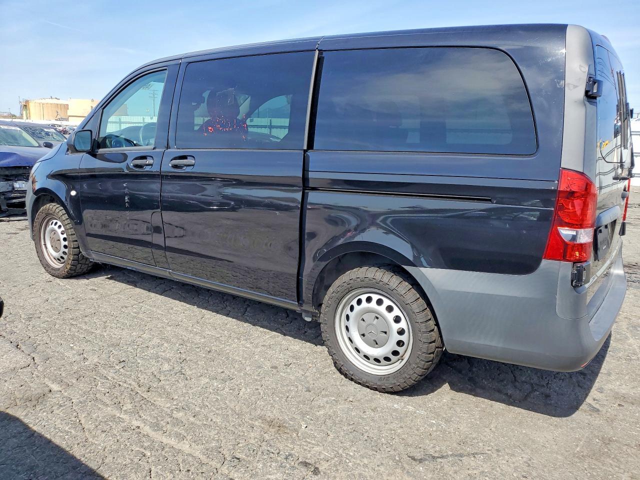2019 Mercedes Benz Metris - Image 2