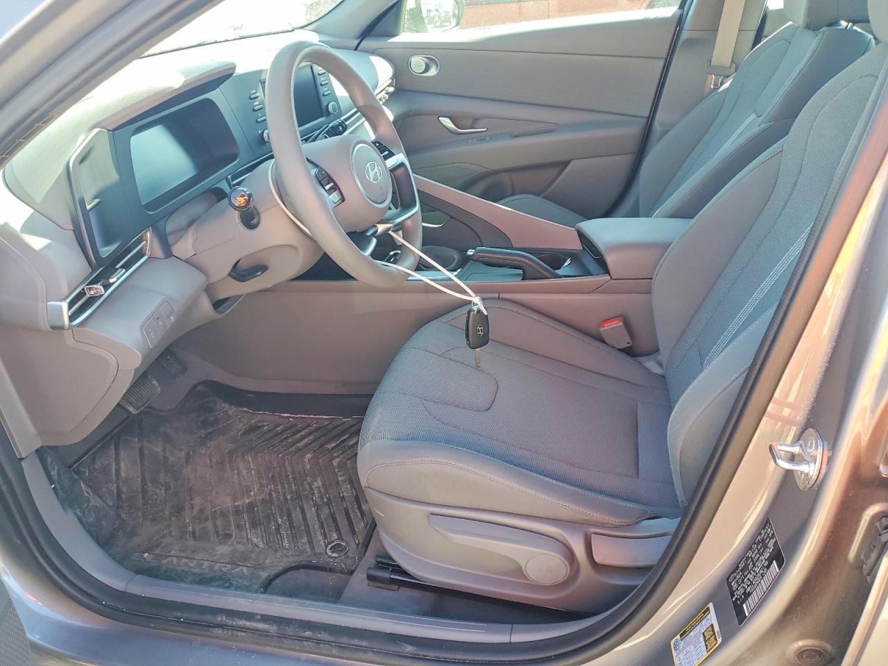2024 Hyundai Elantra Se - Фото 7