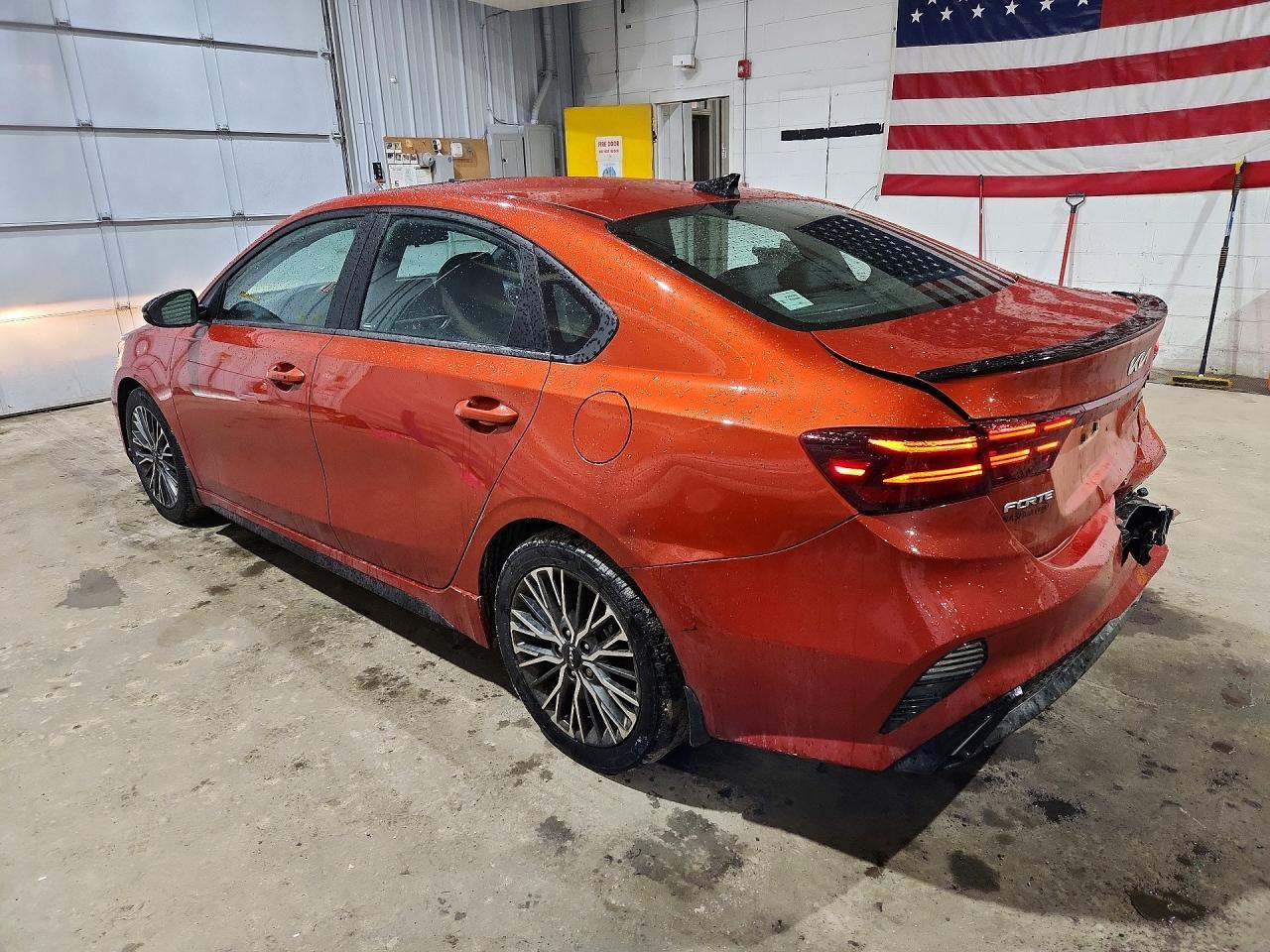 2022 Kia Forte Gt-Line - Фото 2