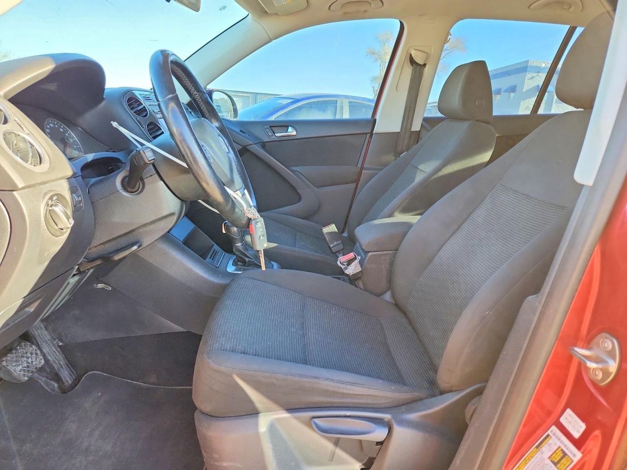 2013 Volkswagen Tiguan S - Фото 7