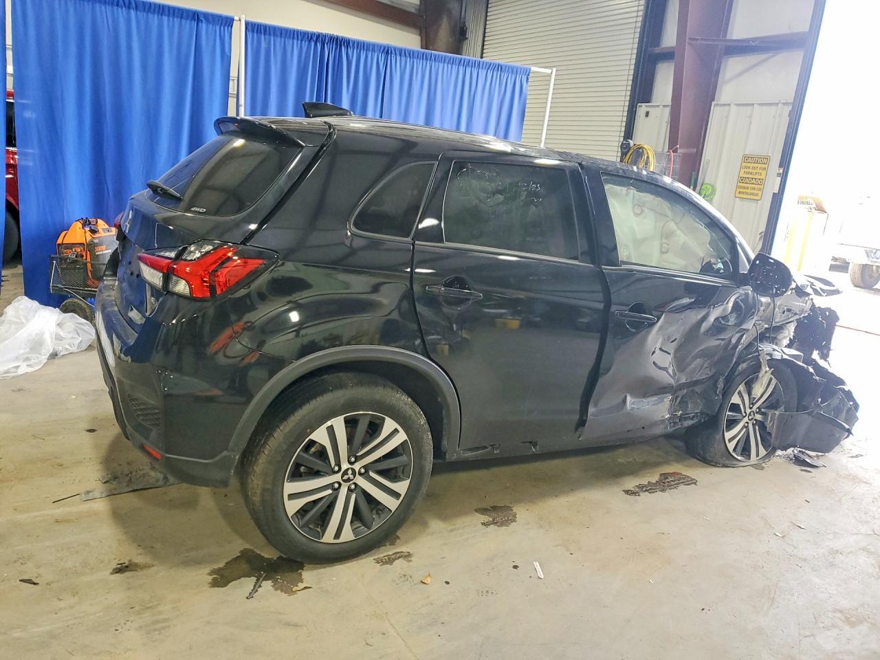 2025 Mitsubishi Outlander Sport S - Фото 3