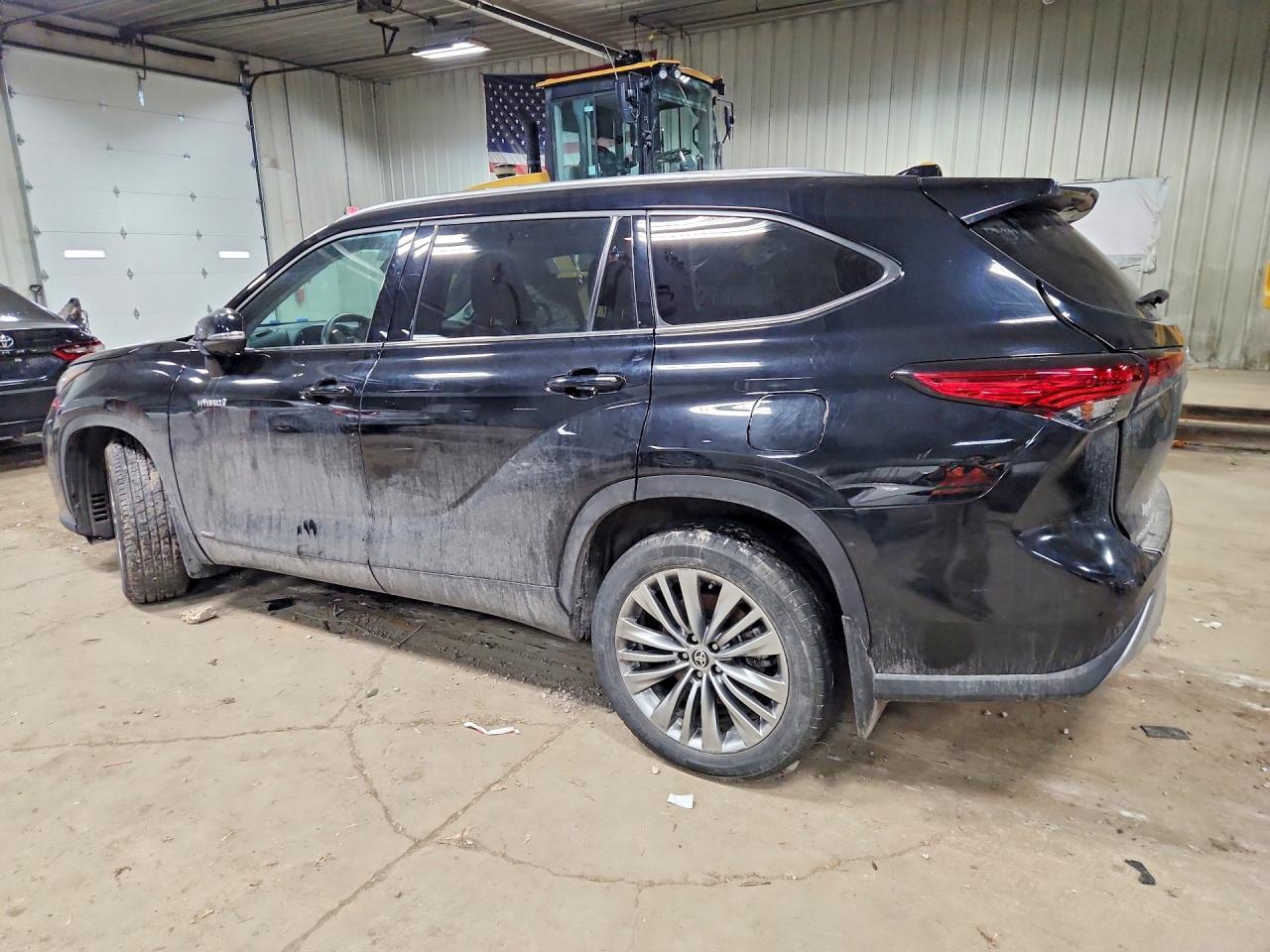2021 Toyota Highlander Hybrid Platinum - Фото 2