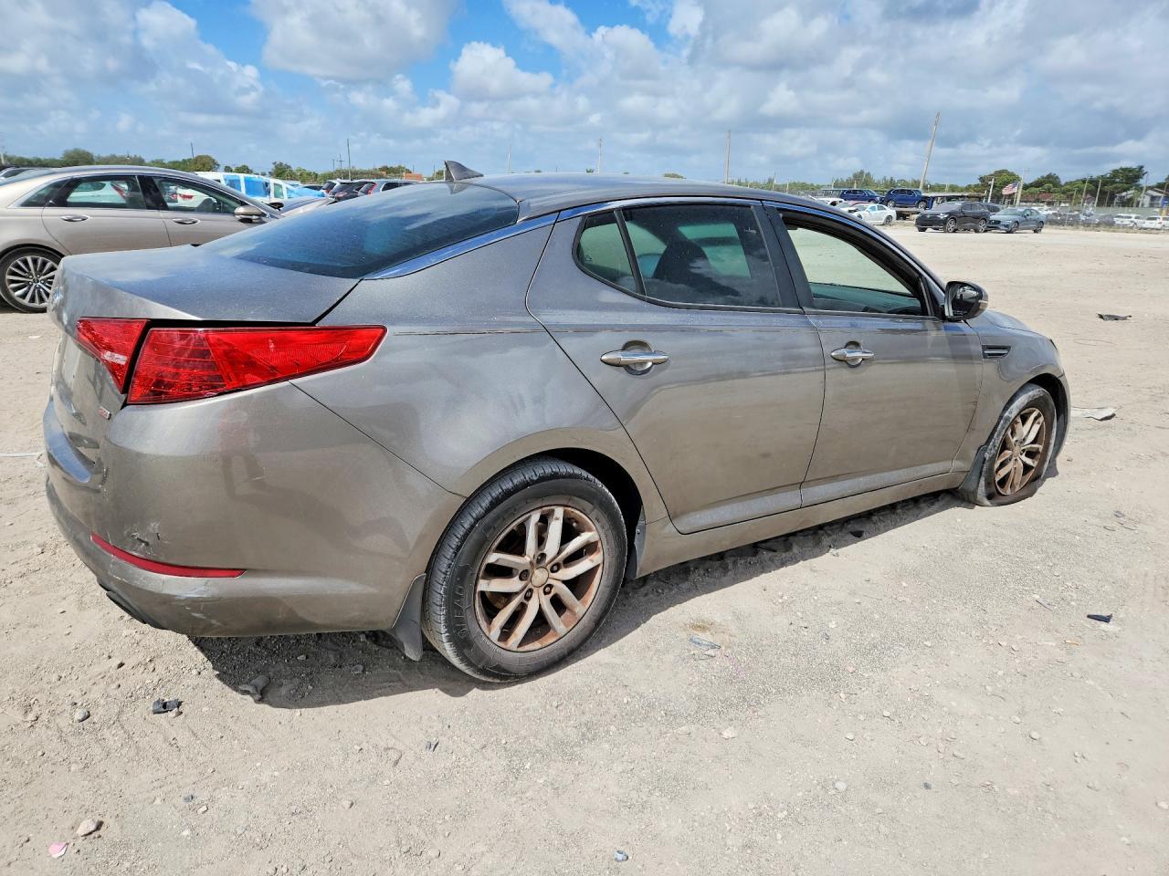 2012 Kia Optima Lx - Фото 3