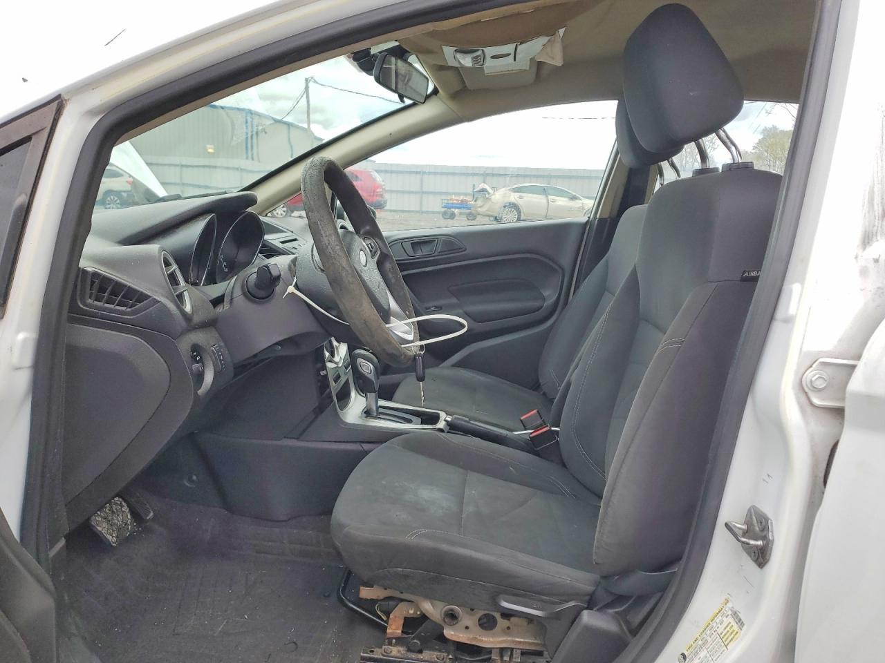 2017 Ford Fiesta Se - Фото 7