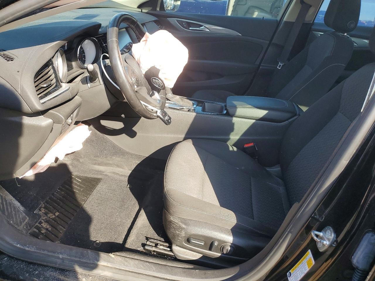 2018 Buick Regal Tourx Preferred - Image 7