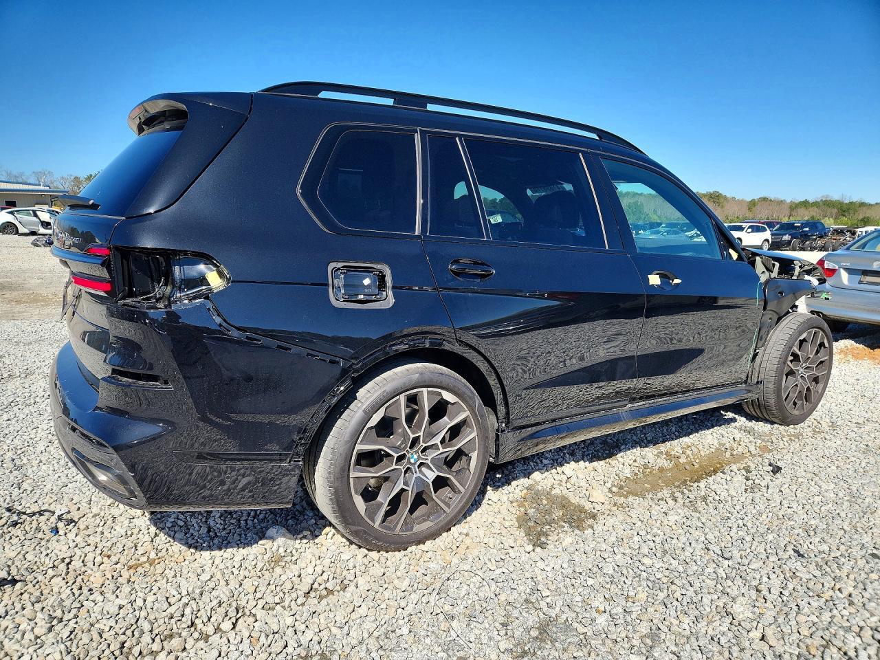 2026 BMW X7 xDrive40I - Фото 3