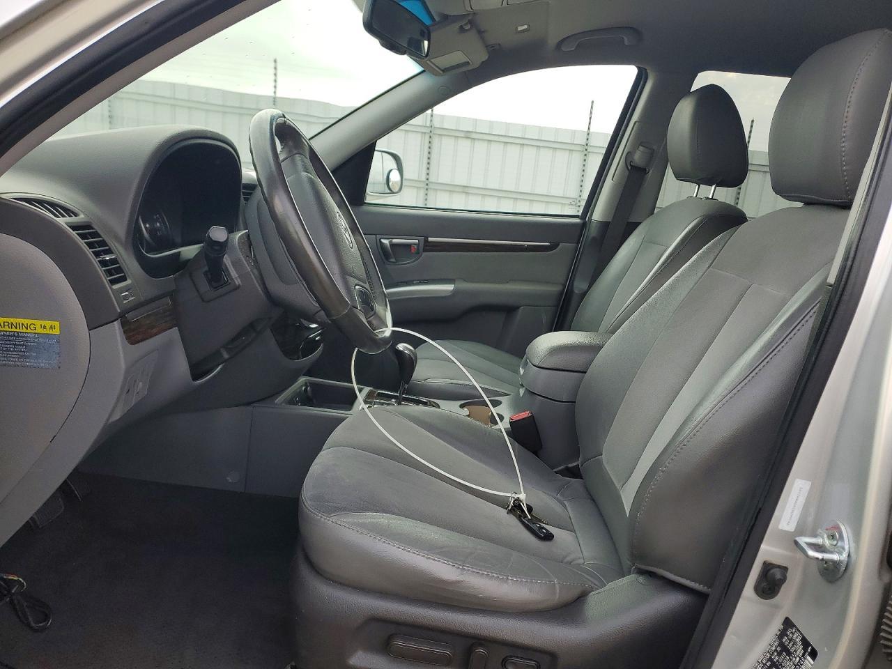 2012 Hyundai Santa Fe Se - Image 7
