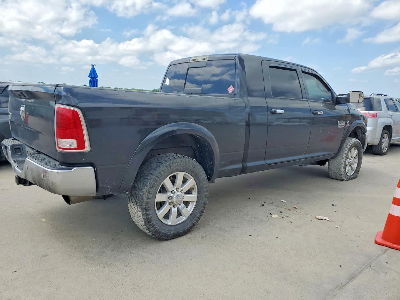2016 Ram 2500 Longhorn - Фото 3