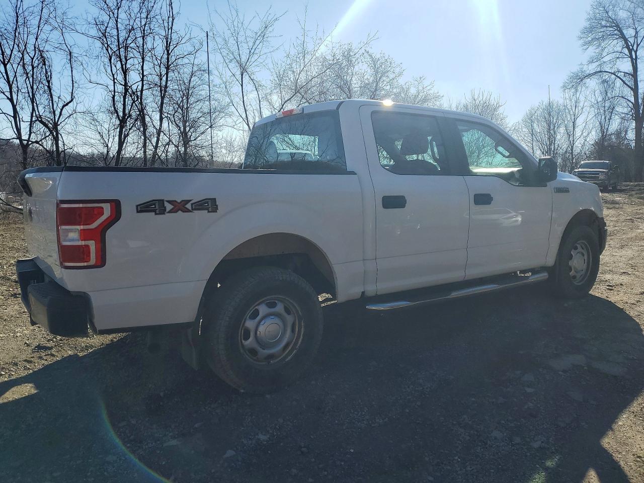 2019 Ford F-150 Scc - Clean Title - Prior Fleet - Фото 3