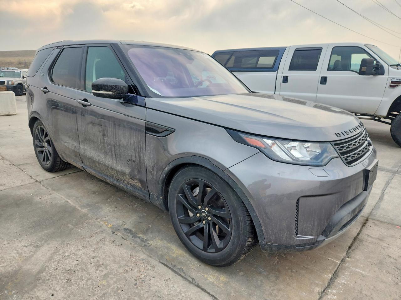 2018 Land Rover Discovery Se - Фото 4