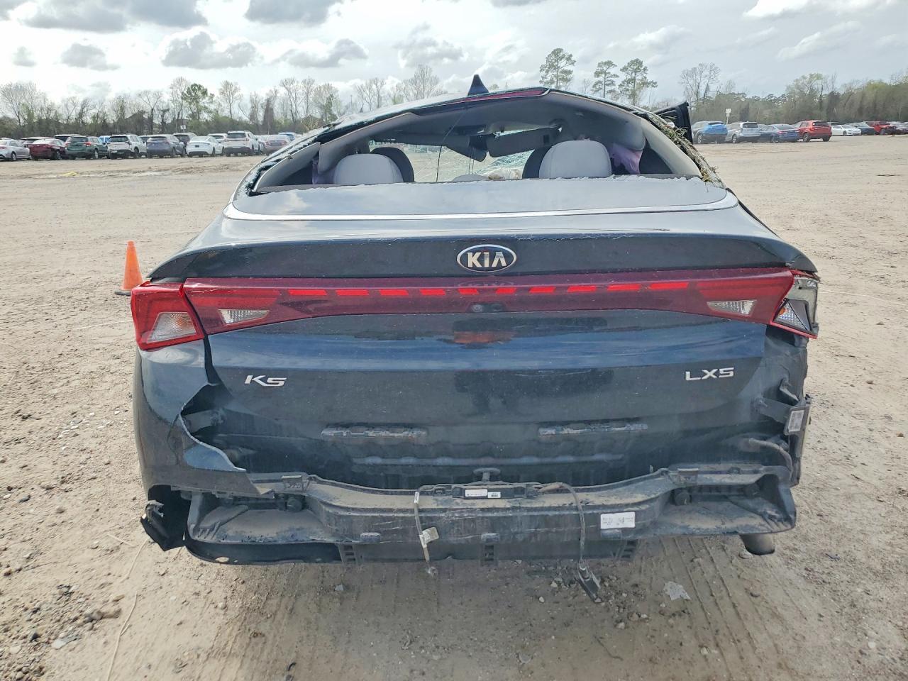 2021 Kia K5 Lxs - Фото 6