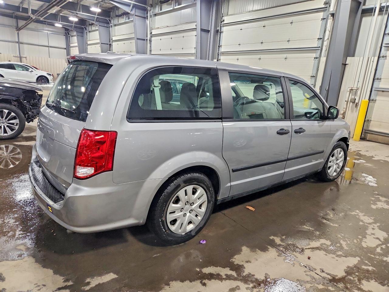 2015 Dodge Grand Caravan Se - Image 3