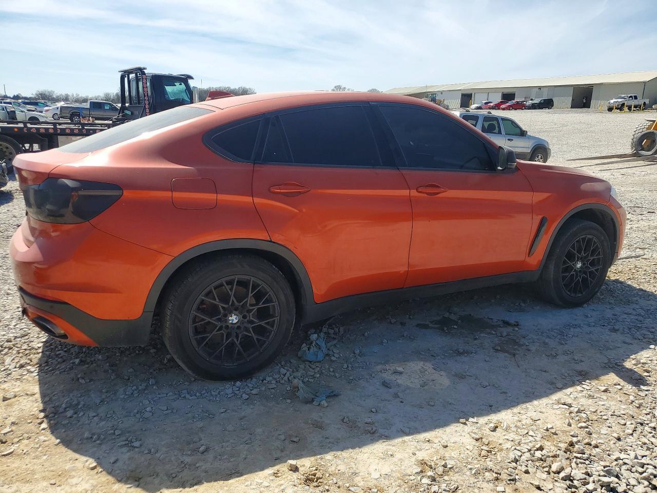 2016 BMW X6 xDrive50I - Фото 3