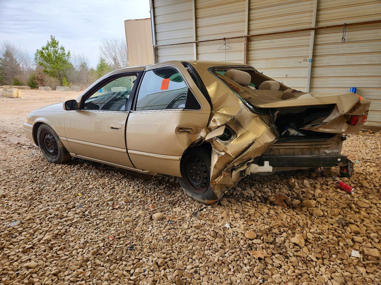 1997 Toyota Camry Le - Фото 2