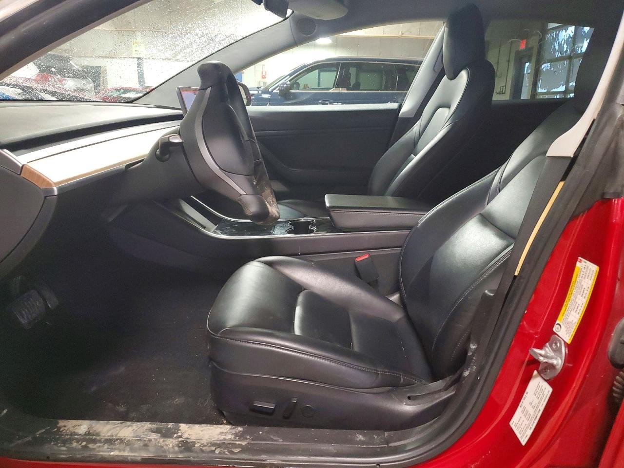 2019 Tesla Model 3 - Фото 7