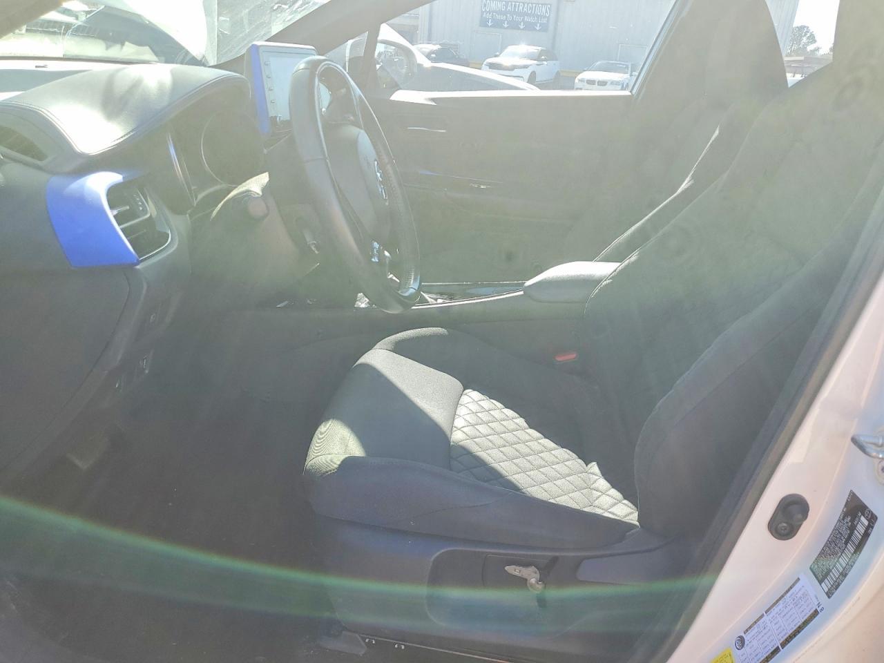 2021 Toyota C-Hr Xle - Image 7