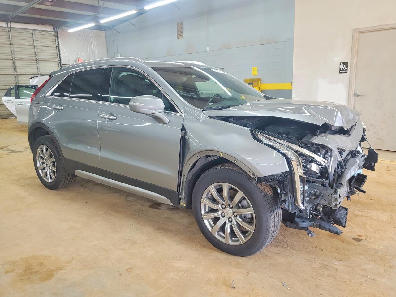2023 Cadillac Xt4 Premium Luxury - Фото 4