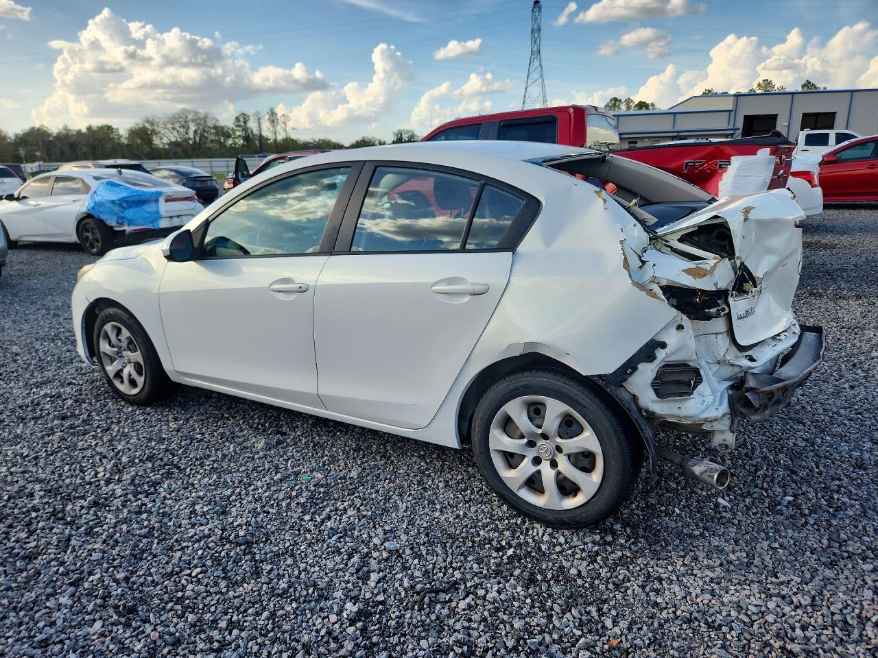 2010 Mazda 3 I - Фото 2