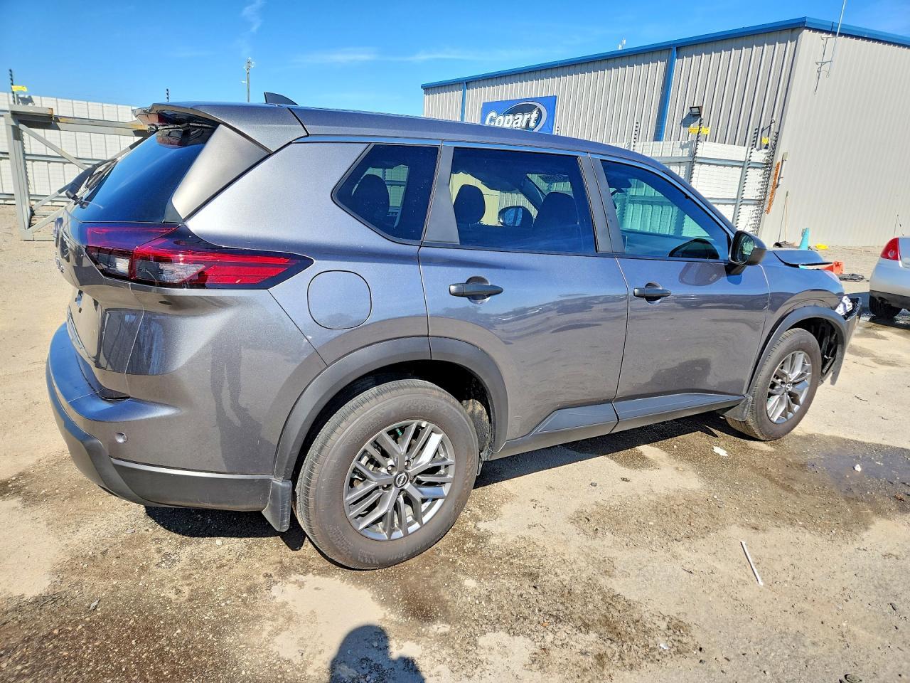 2025 Nissan Rogue S - Image 3