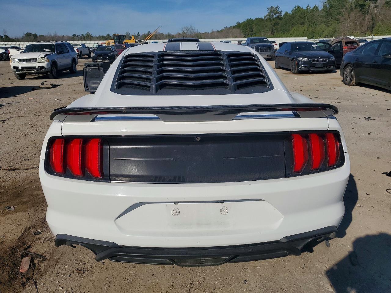 2018 Ford Mustang - Image 6