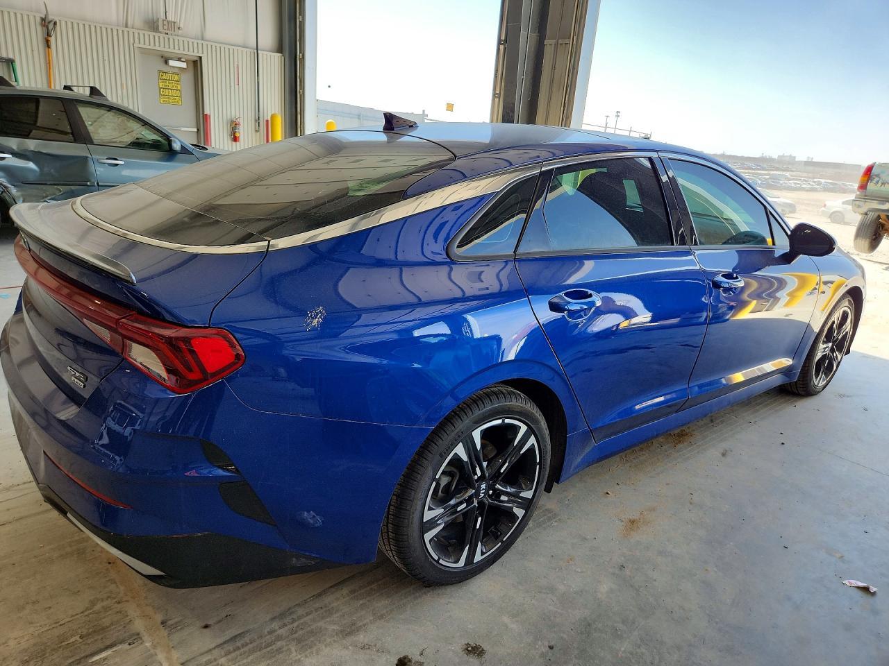 2021 Kia K5 Gt-Line - Фото 3