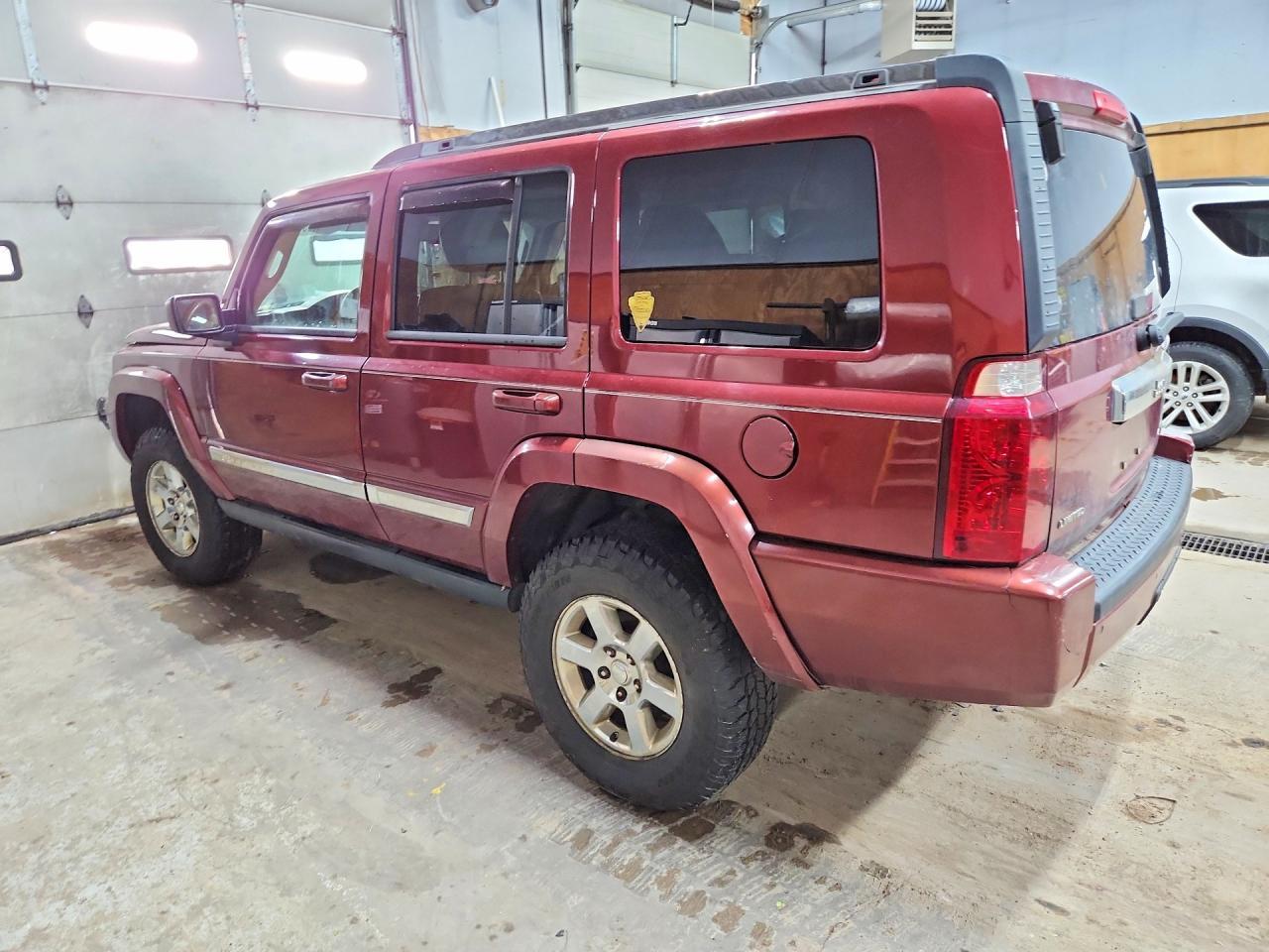 2008 Jeep Commander Limited - Image 2