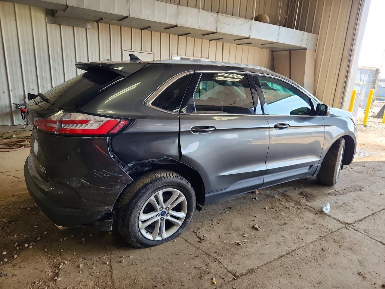 2020 Ford Edge Sel - Фото 3