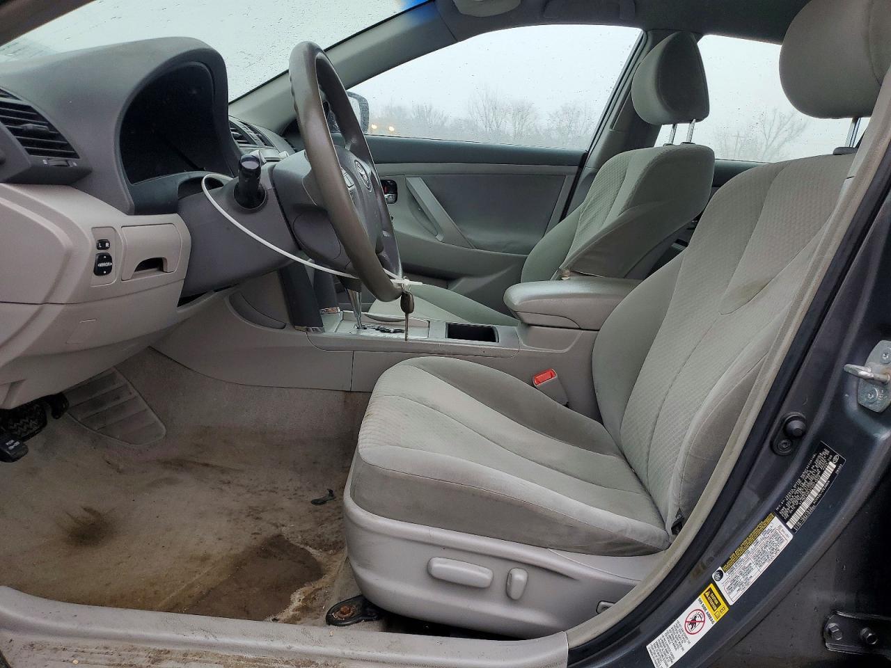 2007 Toyota Camry Le - Image 7