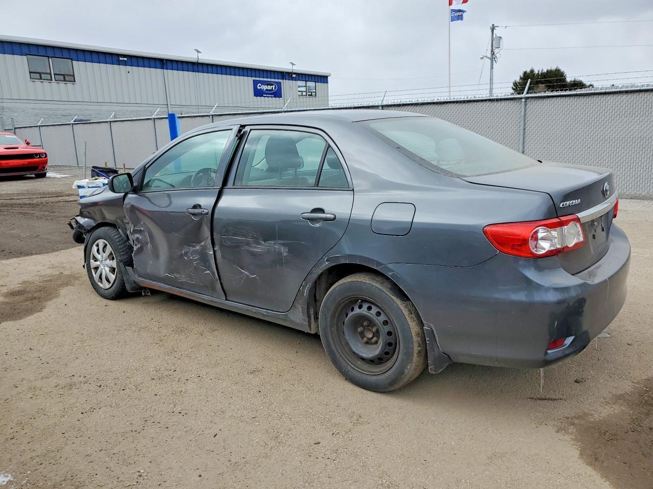 2011 Toyota Corolla Ce 4Dr - Фото 2