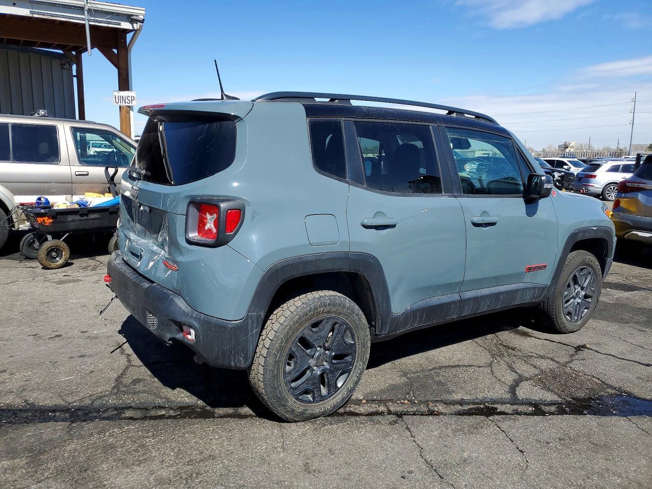 2018 Jeep Renegade Trailhawk - Фото 3