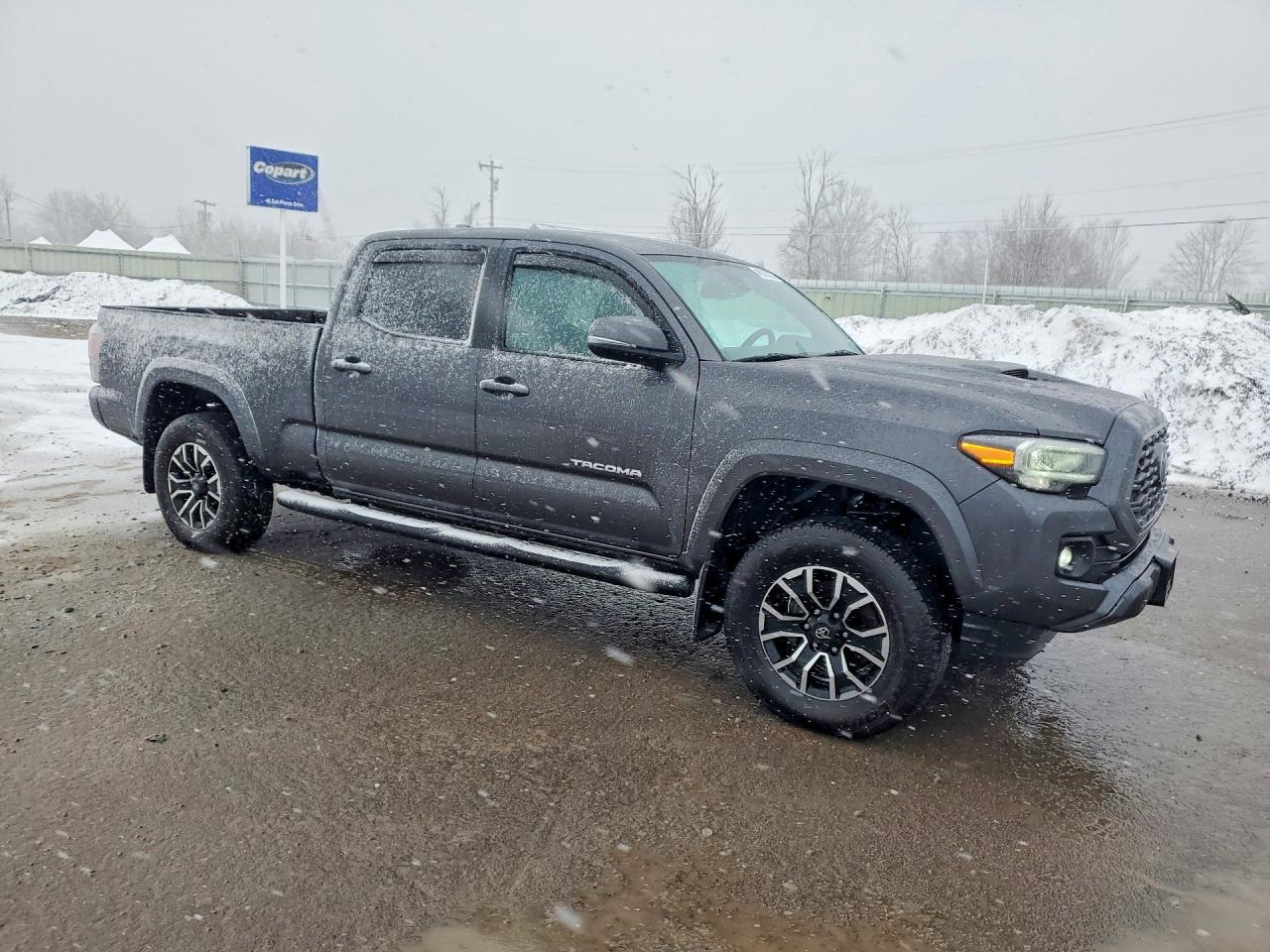 2023 Toyota Tacoma Trd Sport - Image 4