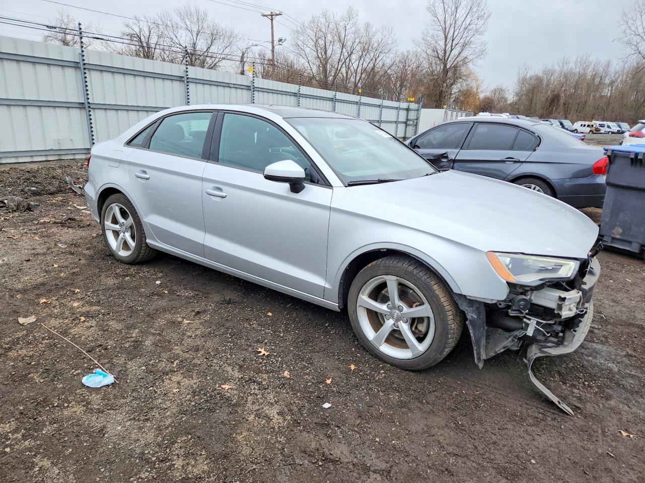 2015 Audi A3 Premium - Image 4