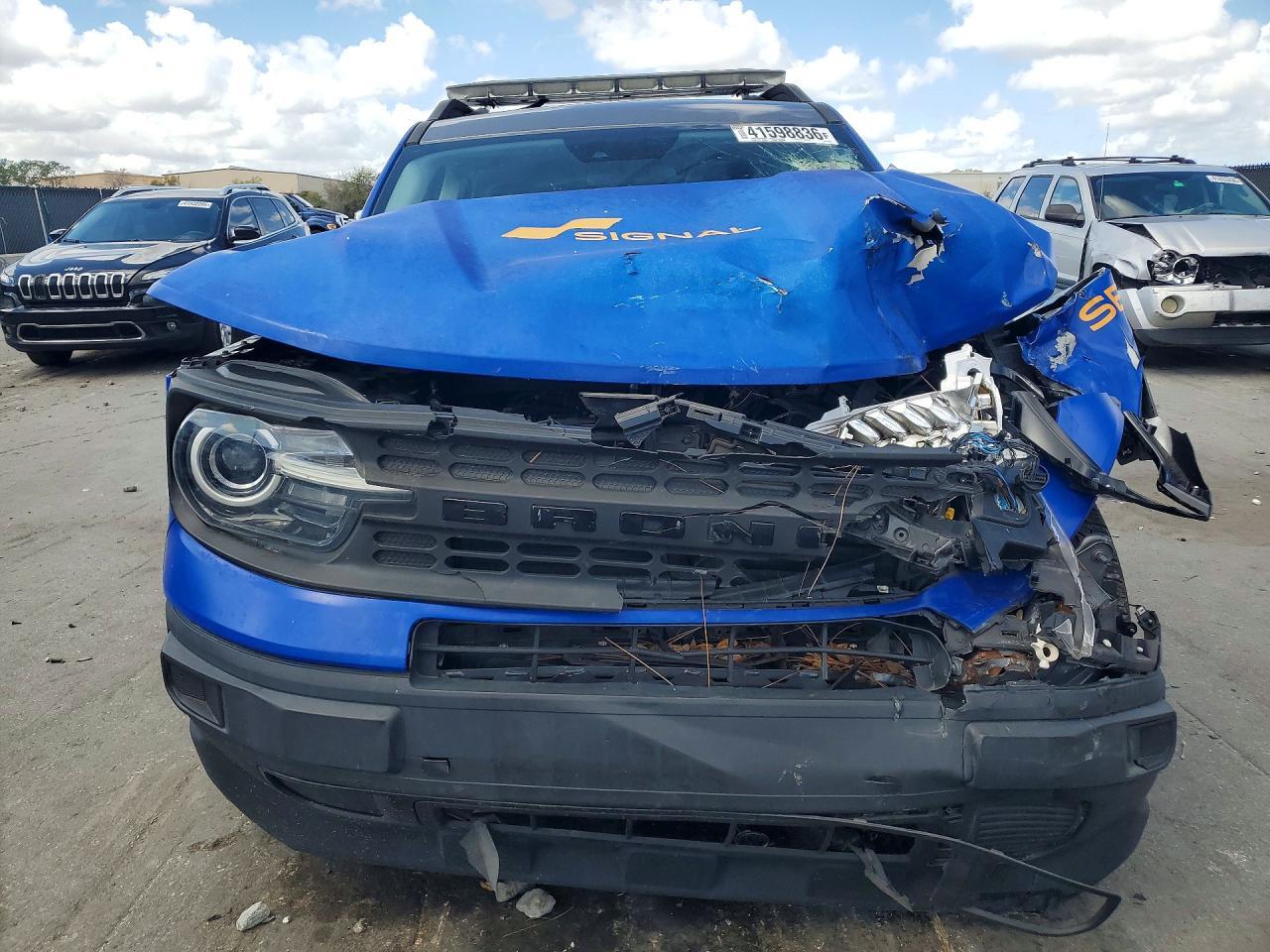 2022 Ford Bronco Sport - Image 5