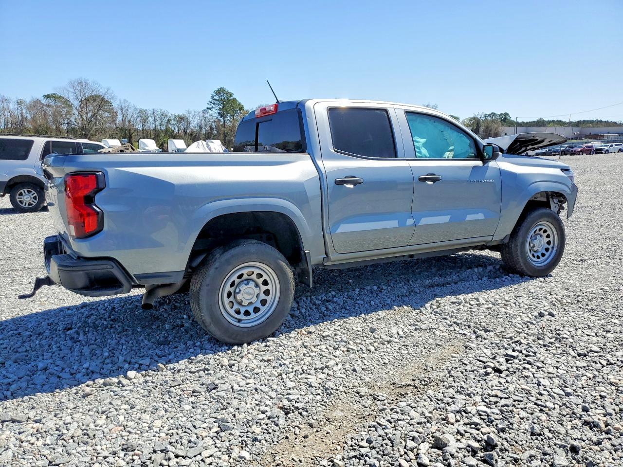 2023 Chevrolet Colorado - Фото 3