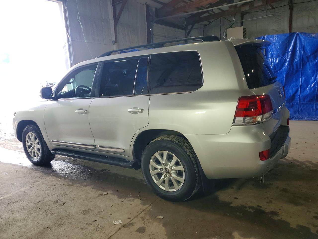 2016 Toyota Land Cruiser Base - Фото 2