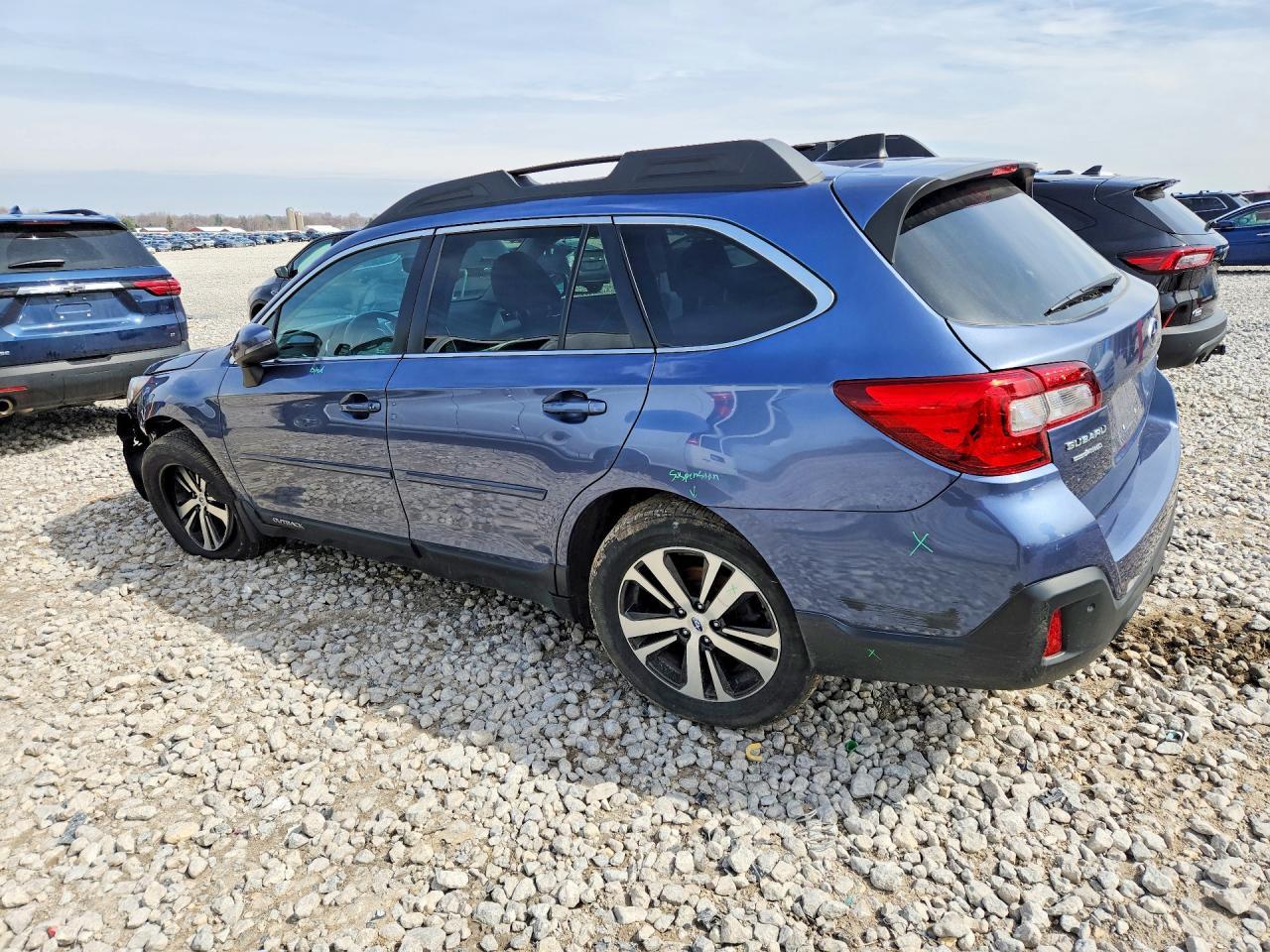 2018 Subaru Outback 2.5I Limited - Фото 2
