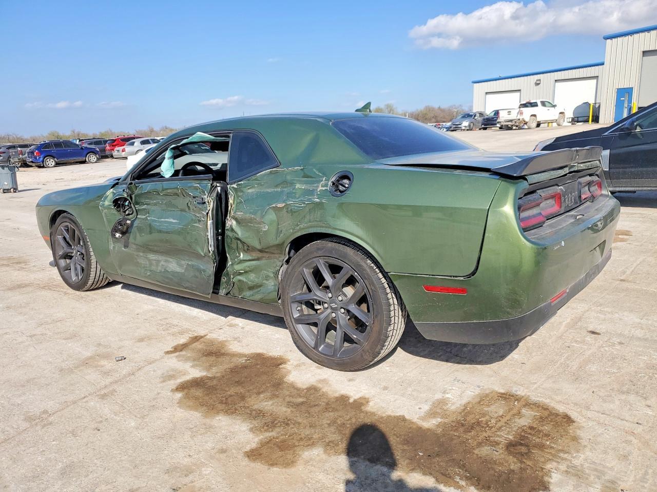 2022 Dodge Challenger Gt - Фото 2
