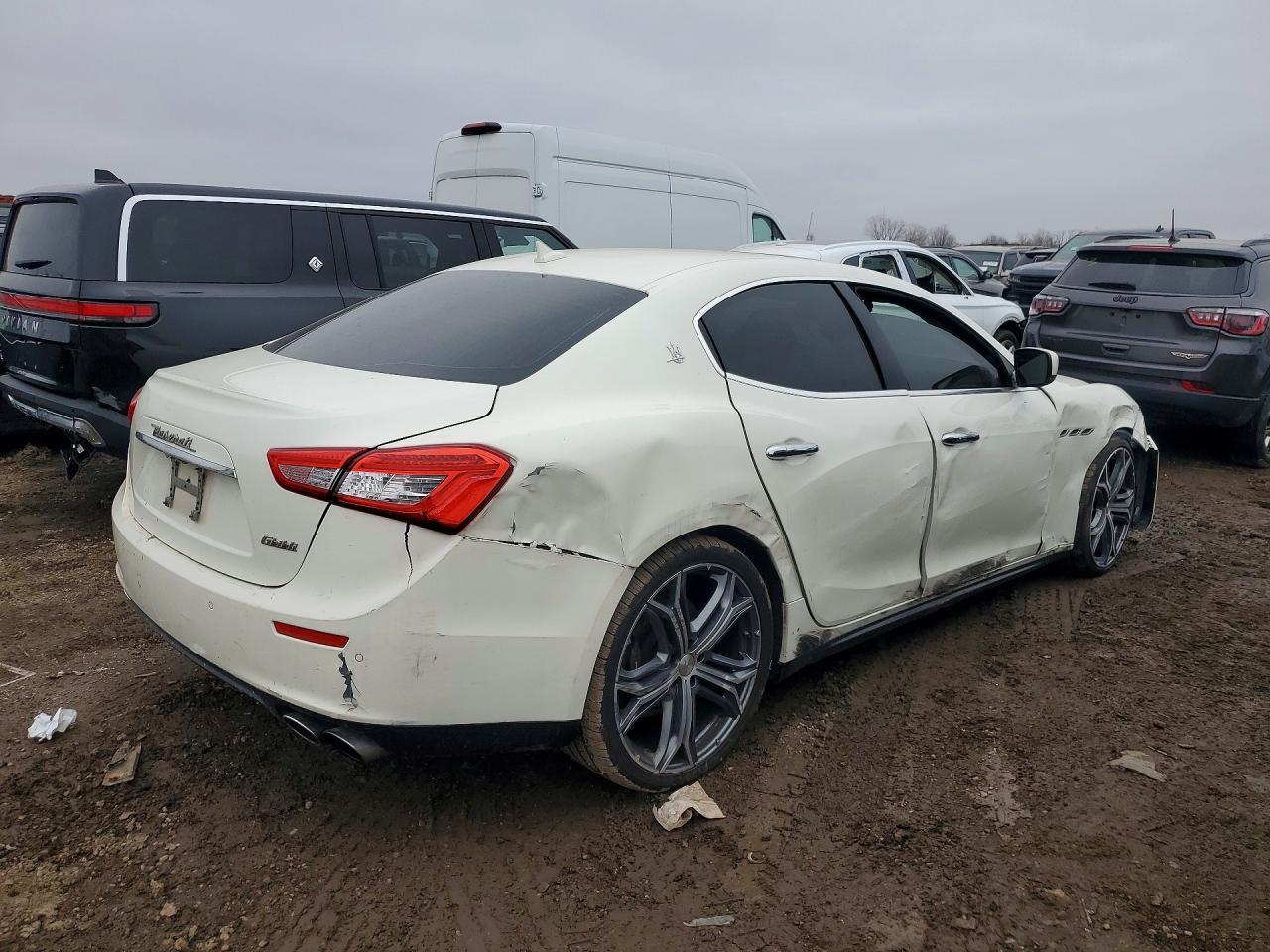 2015 Maserati Ghibli - Image 3