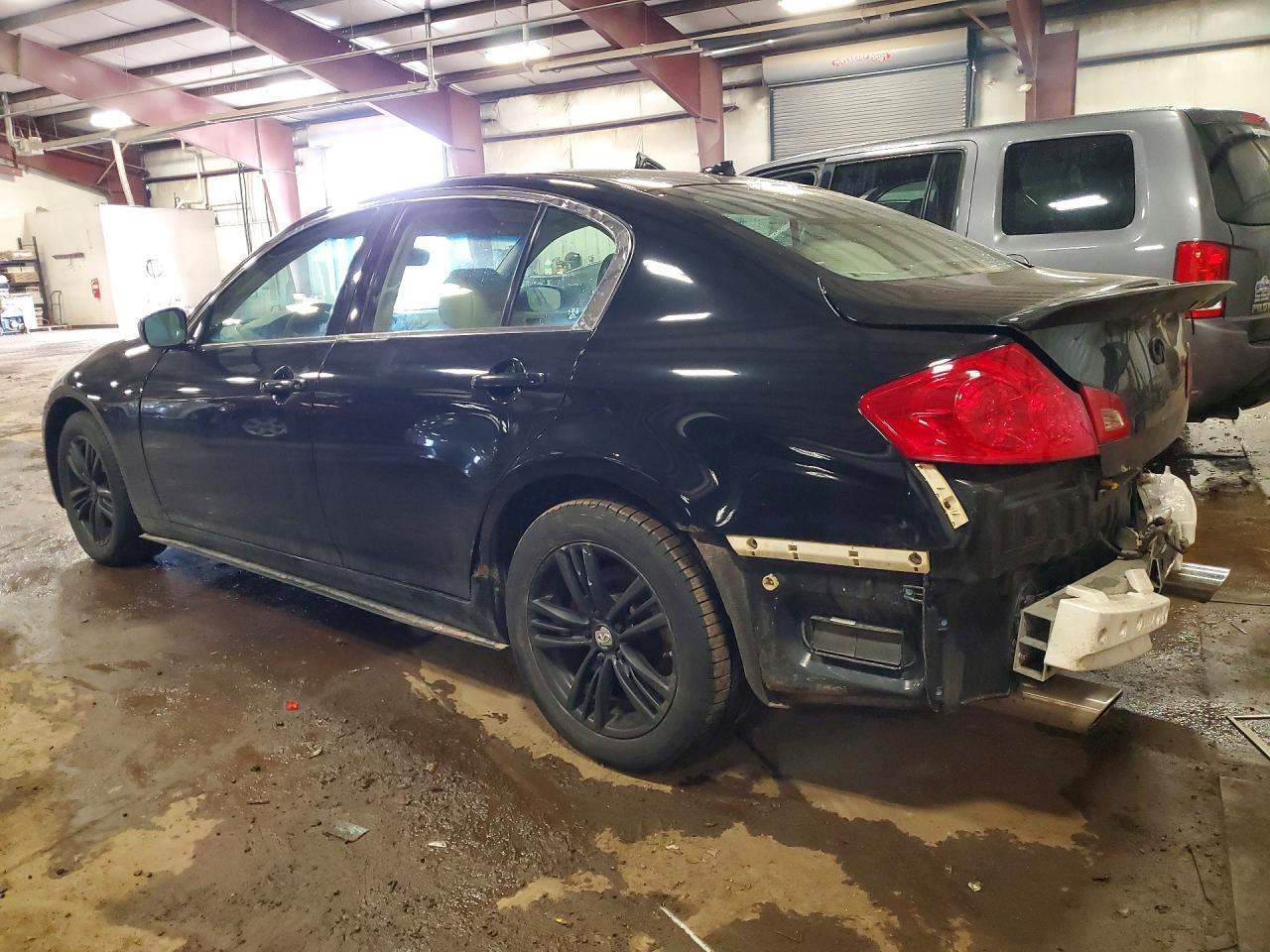 2012 Infiniti G25 Sedan X - Фото 2