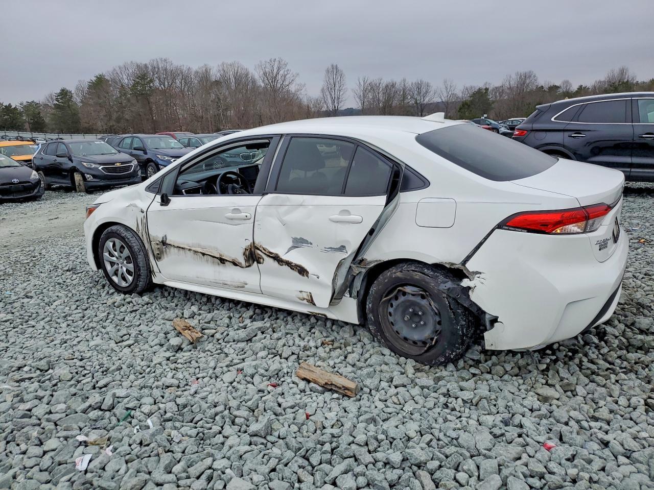 2021 Toyota Corolla Le - Фото 2