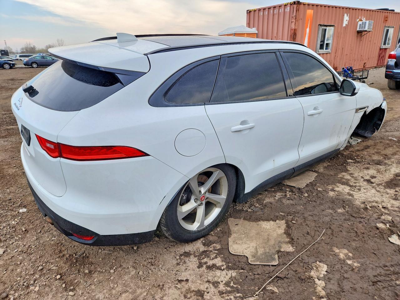 2018 Jaguar F-Pace Premium - Фото 3
