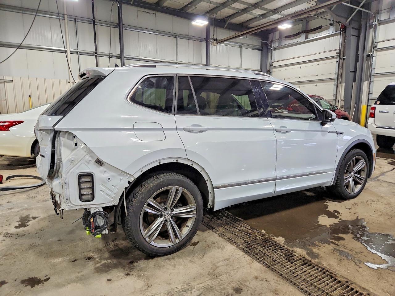 2019 Volkswagen Tiguan Se - Фото 3