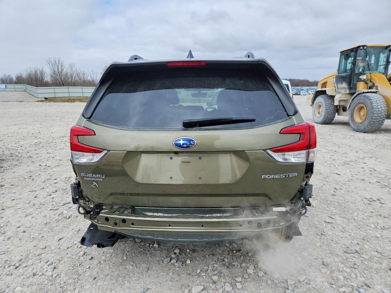 2024 Subaru Forester Premium - Image 6