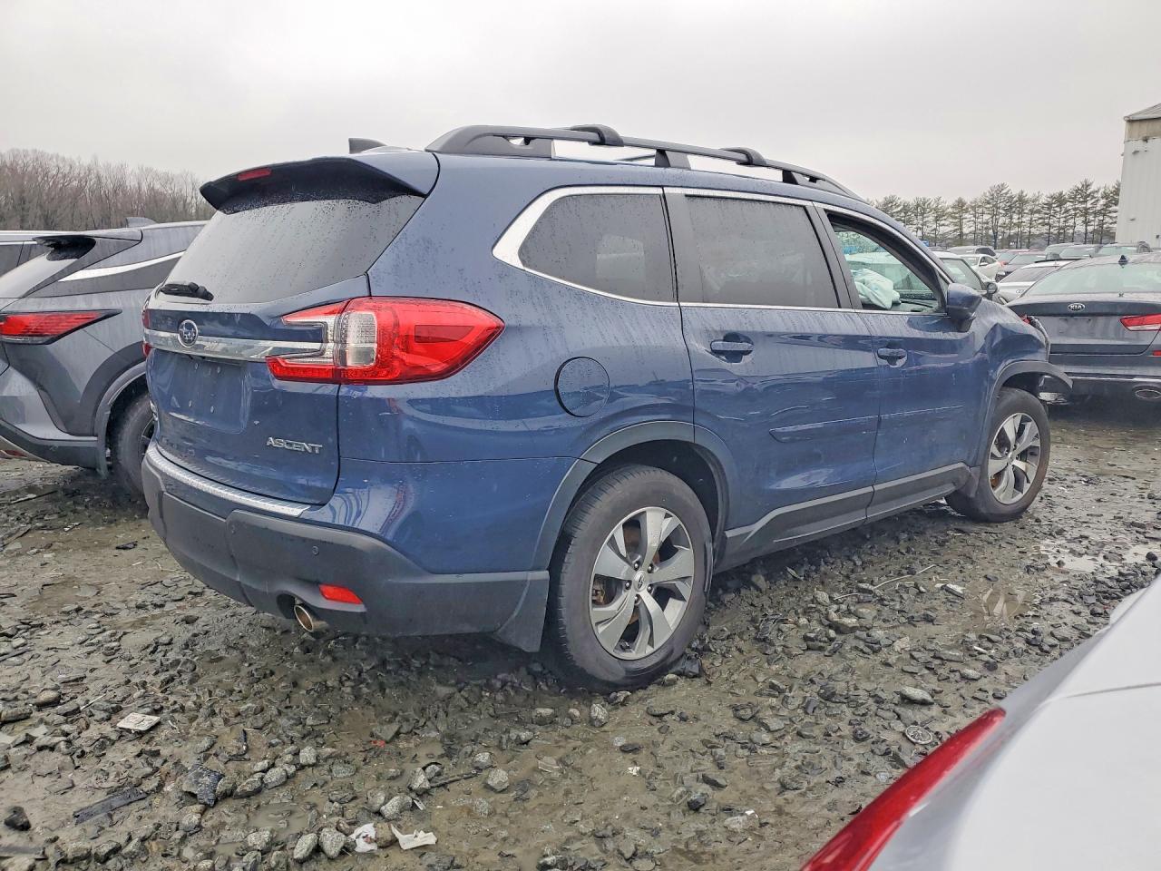 2024 Subaru Ascent Premium - Фото 3
