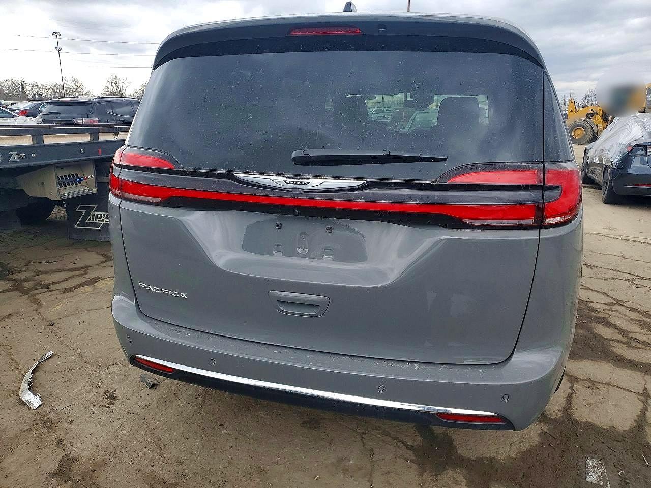 2025 Chrysler Pacifica Select - Фото 6