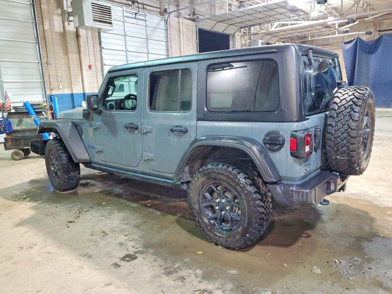 2025 Jeep Wrangler Sport 4Xe - Фото 2