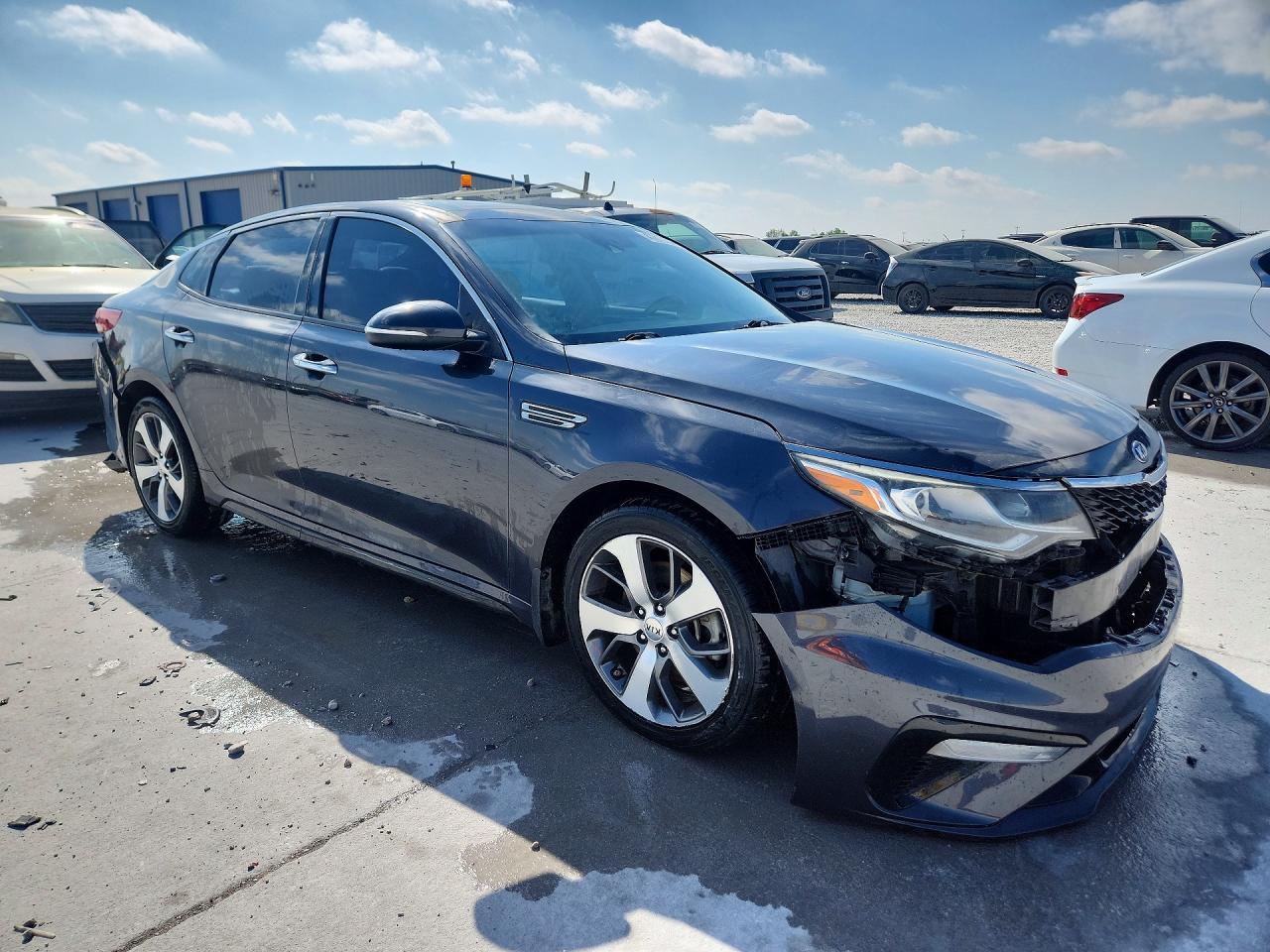 2019 Kia Optima S - Image 4